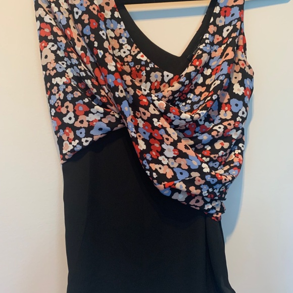 RW&CO Floral Lined Tank Top - Picture 6 of 7